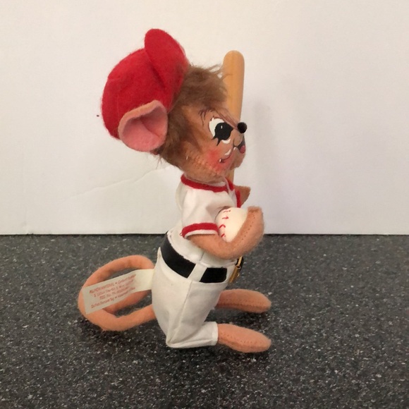 Baseball Mouse Annalee 2006 Retired Six Inch Doll - Picture 3 of 6